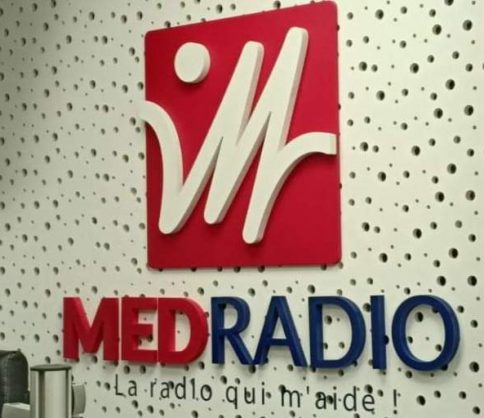 4B26A18C-A058-4199-BD81-5D9744933F24-484x418