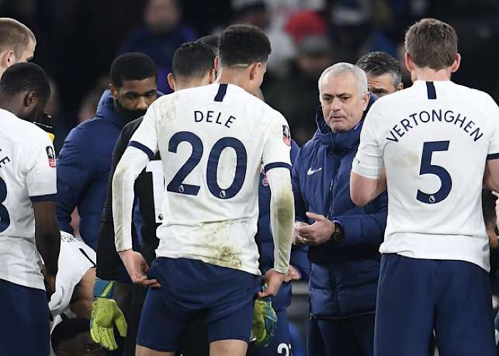 F2311B8B-7E00-4C2F-953D-F867820A7463