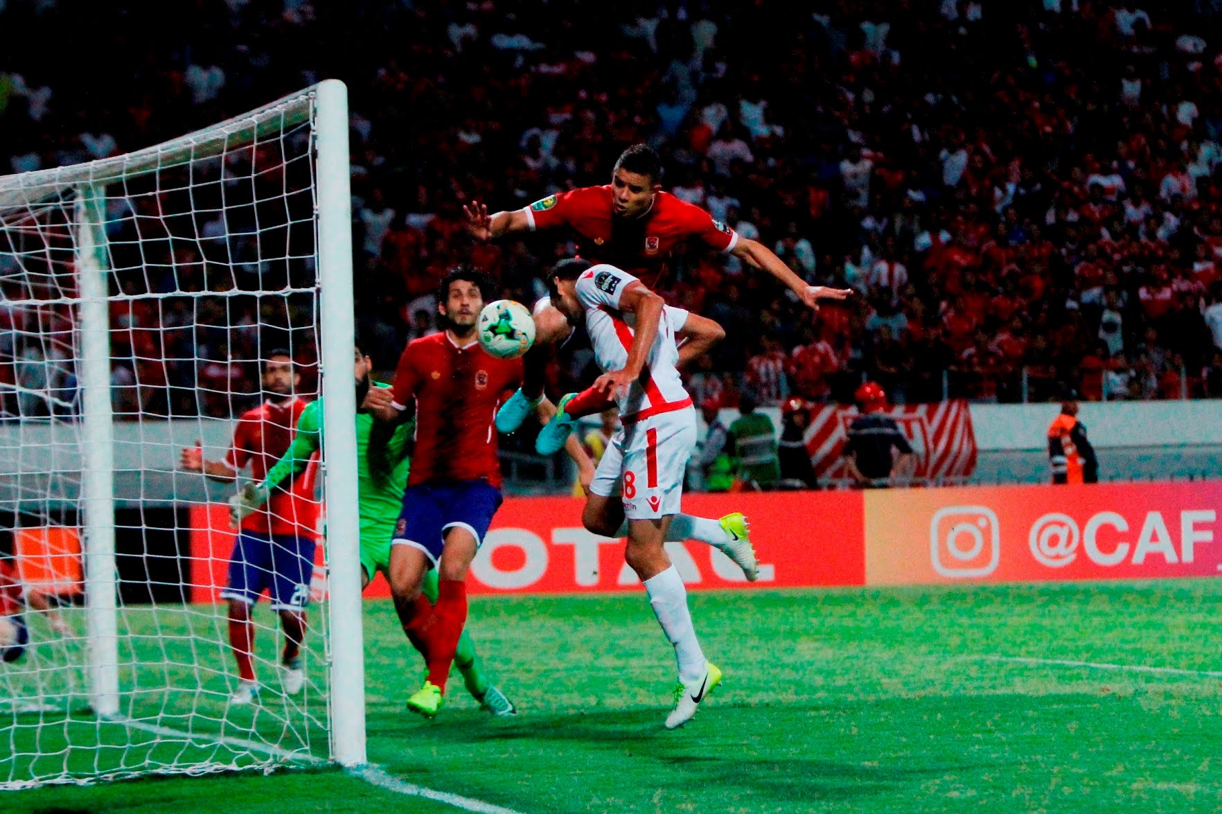 BB20E122-FE86-43BC-8F42-3F18DD4DAFB2