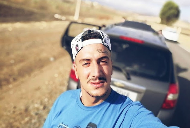 PicsArt_01-01-07.54.51