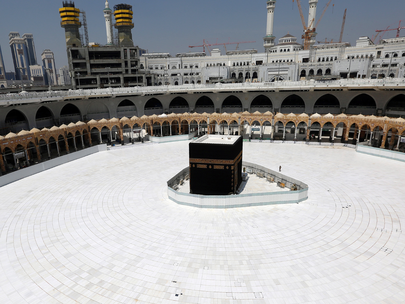 ded47605-12e2-47c5-b7da-35f8fc91fd95