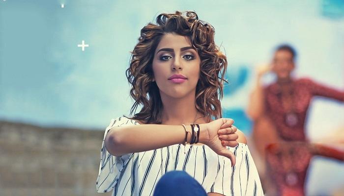 133-011145-chronic-disease-throat-moroccan-artist_700x400