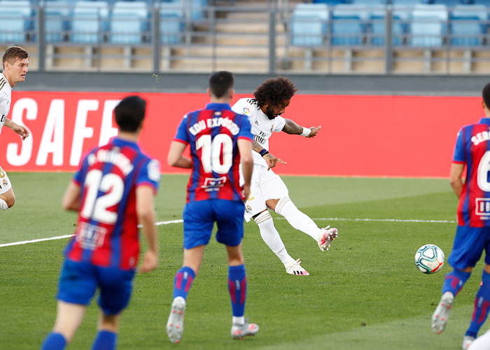 35ACBB19-6D88-43A9-836E-A1177E36E1A7