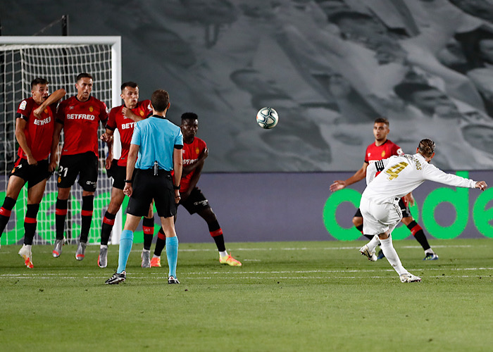 43185BBA-257B-4BBB-92F3-2EA3A47E6CE8