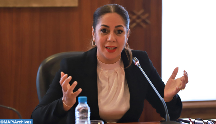 Mme.Nouzha Bouchareb préside une réunion avec la Fédération des Industries des Matériaux de Construction (FMC)_AL