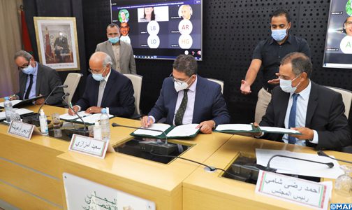 Signature-convention-504x300