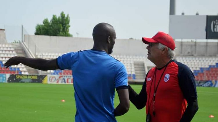 A6CE41D6-A35E-49AE-85BD-F54744B43B95