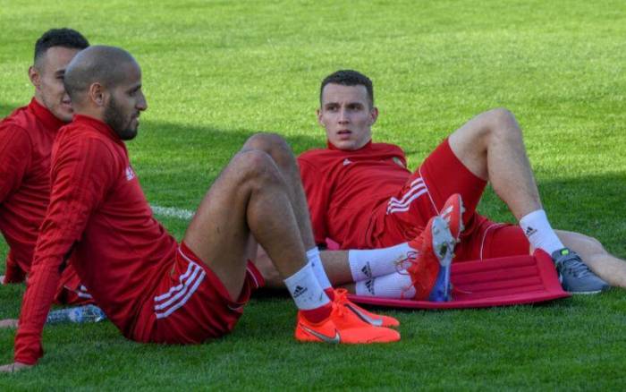 DBAEA98C-D49A-418E-9E6C-7ACEA9AA77E1