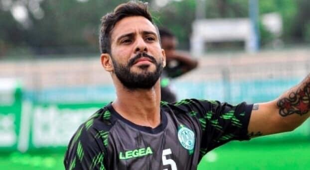 F1E59104-160B-4E5F-8526-DCE5932FAB2E