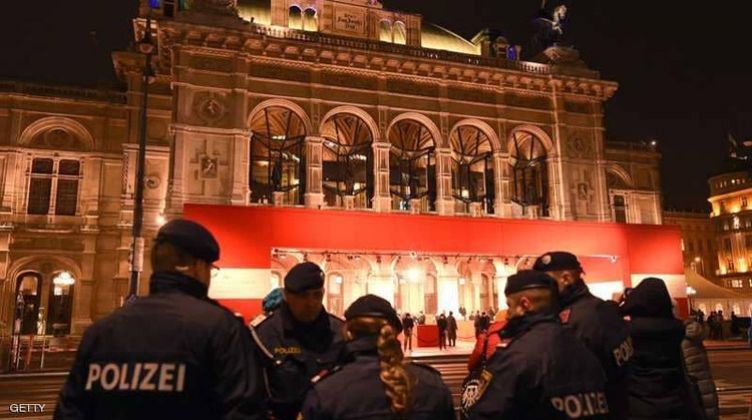 153dc83ffa2be2ec470370200033aad5