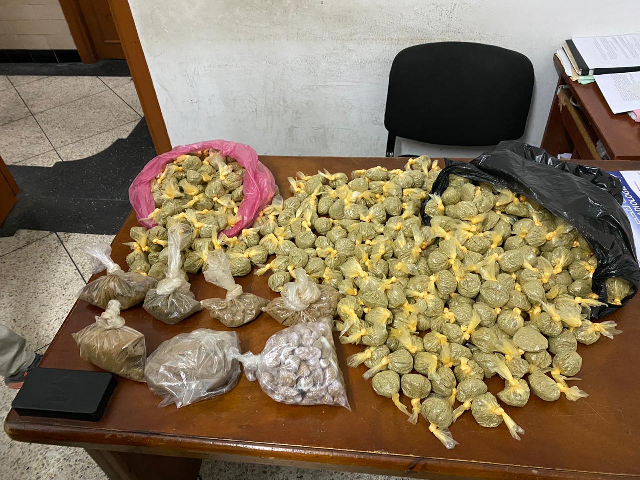 1606037106424_PHOTO-2020-11-21-23-52-40