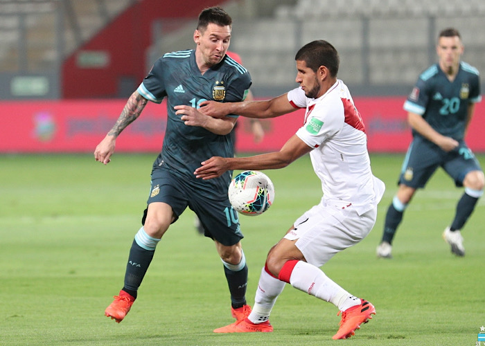 4802AB7B-5A71-4C6A-9D0F-E9F63CEE8A28