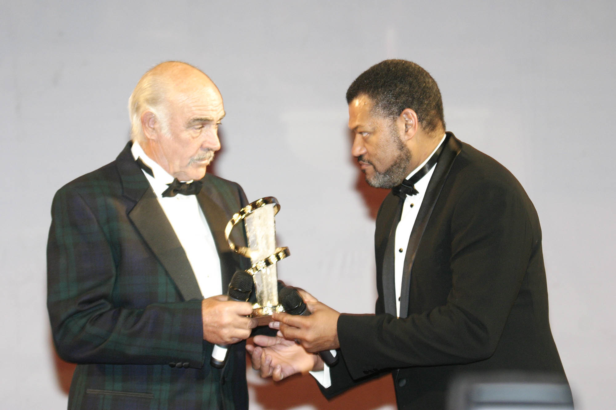 6E839B51-FDFE-486F-85AA-8305CC619A1F