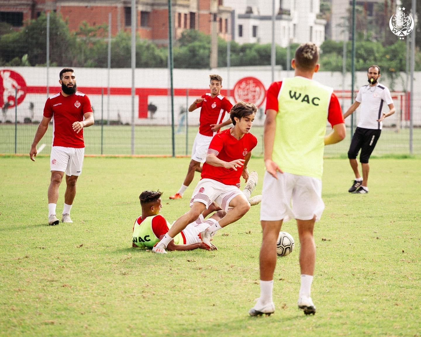 AD437DA2-147B-44F1-BEE7-4D7D53579012