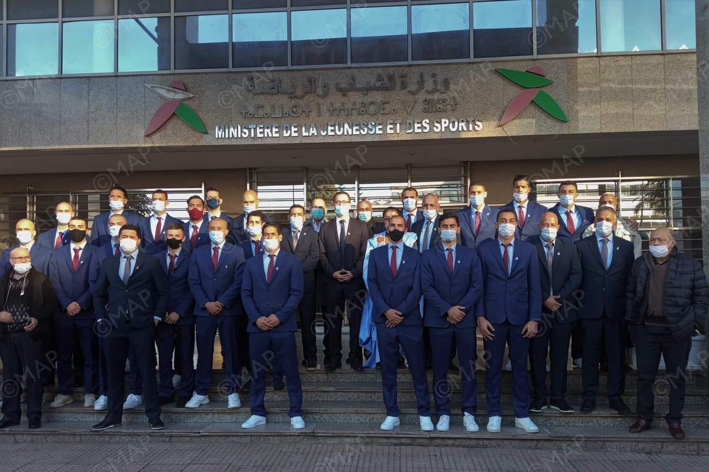 E61B7445-0F4C-4161-83E6-9658F3EF1362