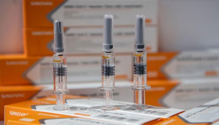 154-000015-brazil-use-sinovac-vaccines-corona_700x400