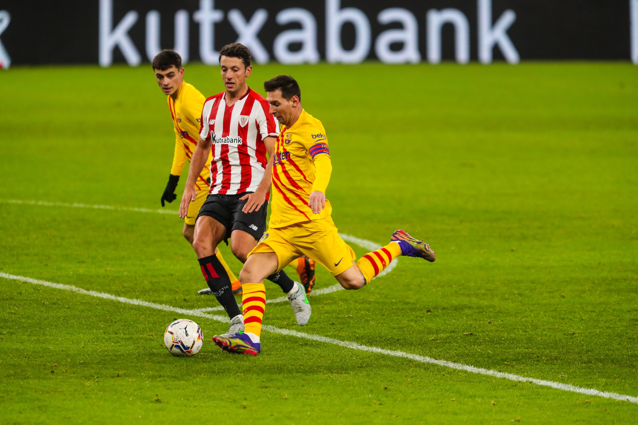 F9FB7CBF-28AF-4983-B740-25DDE182B01B