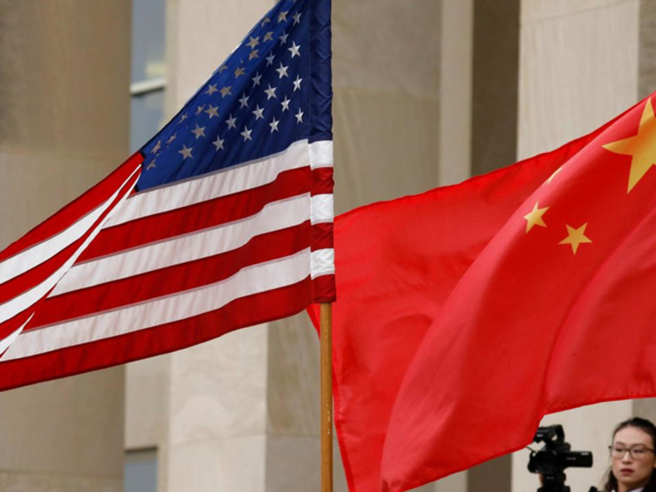 us-and-chinese-flag