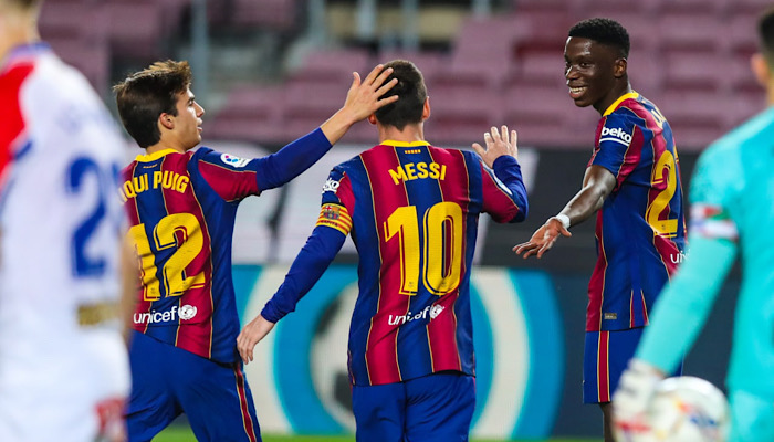 B3B6450E-2477-4AEE-8259-44F4BB98360B