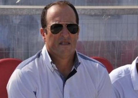 EA3944B0-9894-42C6-B18C-A20010C88A8B