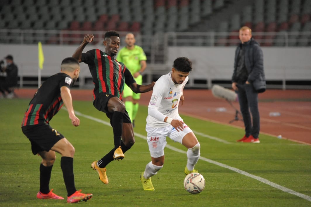 213A6A36-A500-40E8-99E1-E69459882376