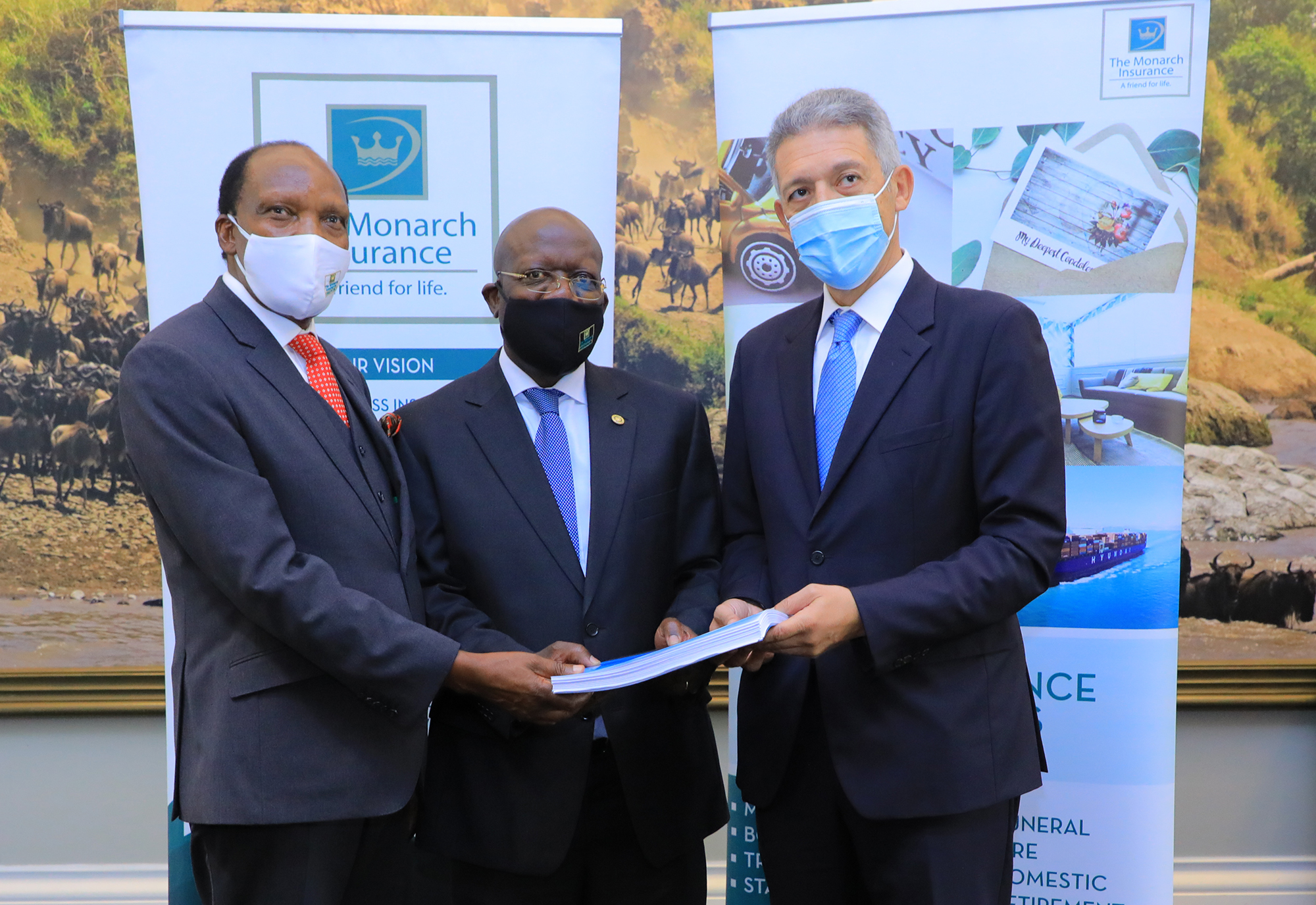 1621871045354_1621870990648_Holmarcom_TMIC Signature