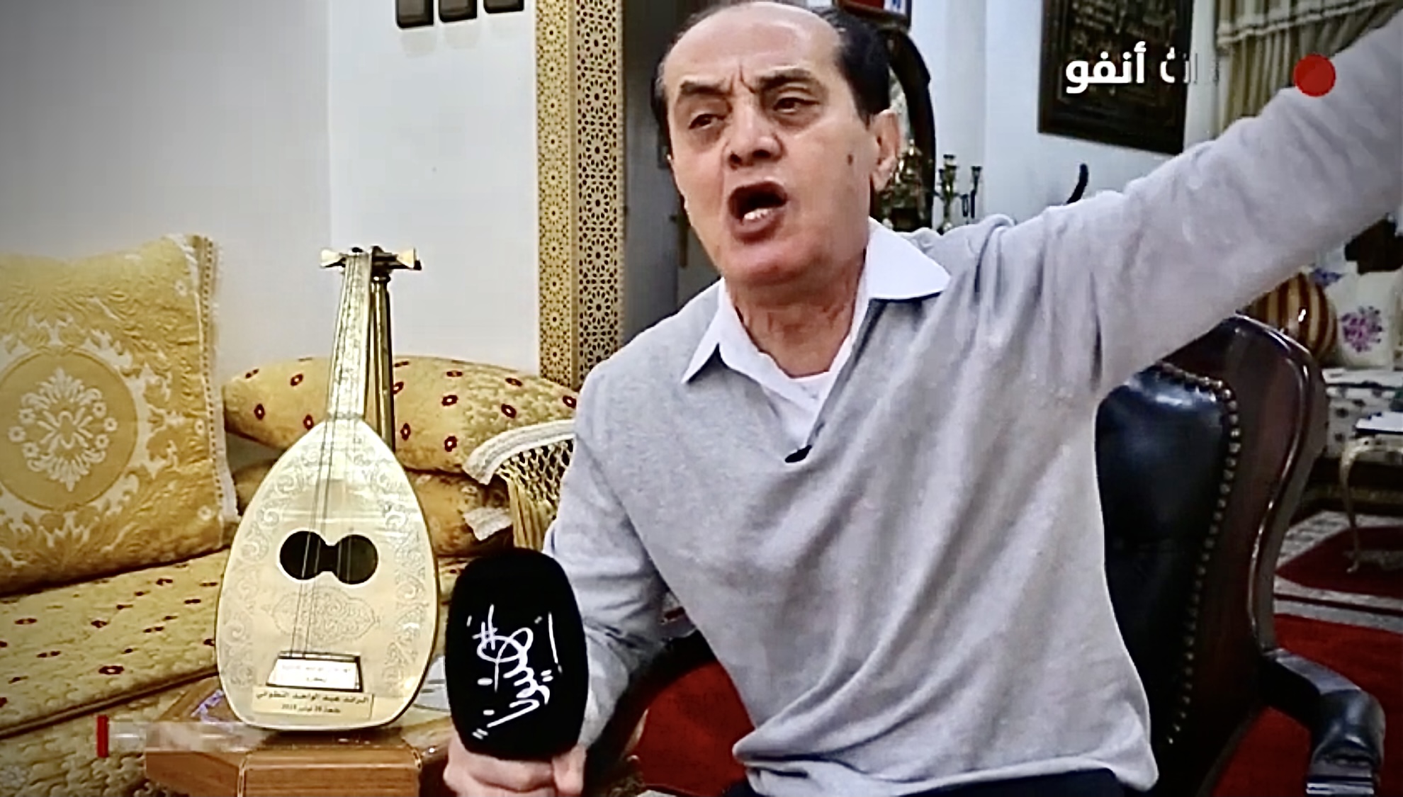 4FB57096-2CB1-4B9B-B91D-FC02928A76BF