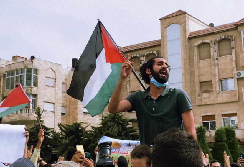 50876310-B7E6-42E9-8352-CBFEFF3BBD2C