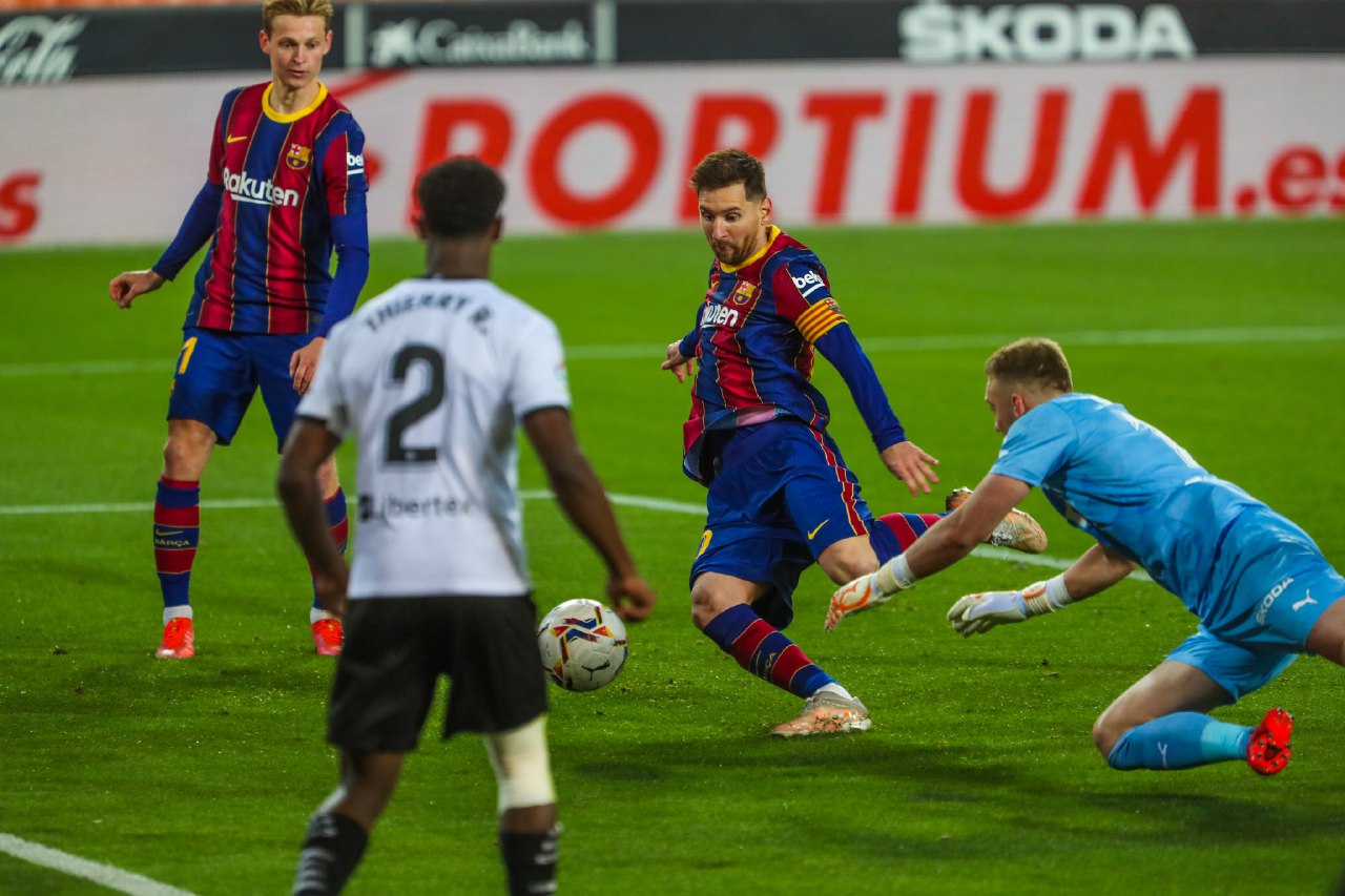 888B0A4F-BABA-4833-AE29-9A6FEFF7001F