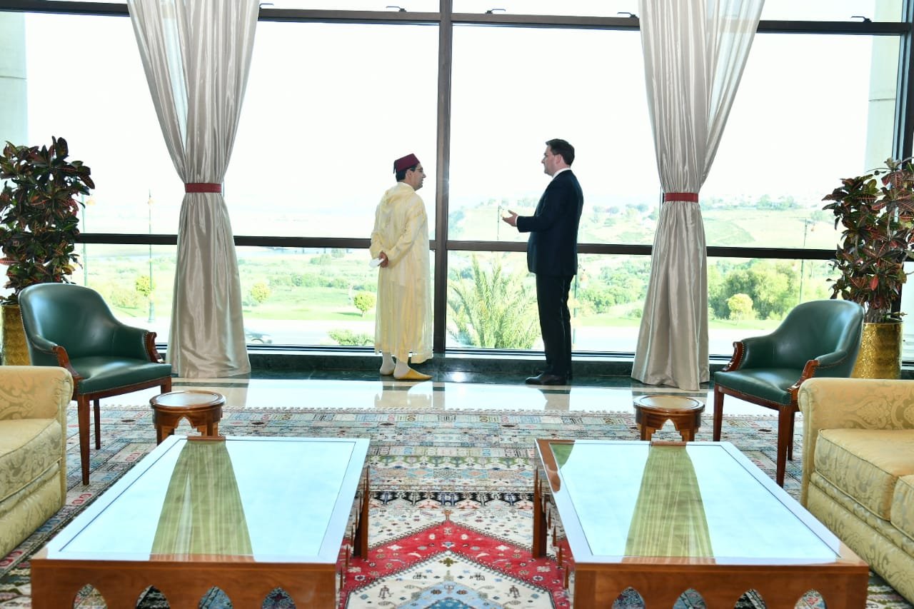 A8022BE5-FFDA-453C-A907-46863027CD3A