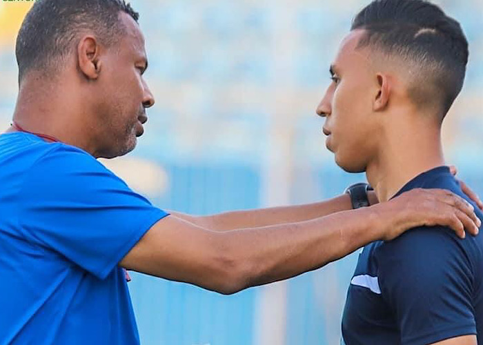 D32429EC-56B0-4213-A922-2EC4524FA582