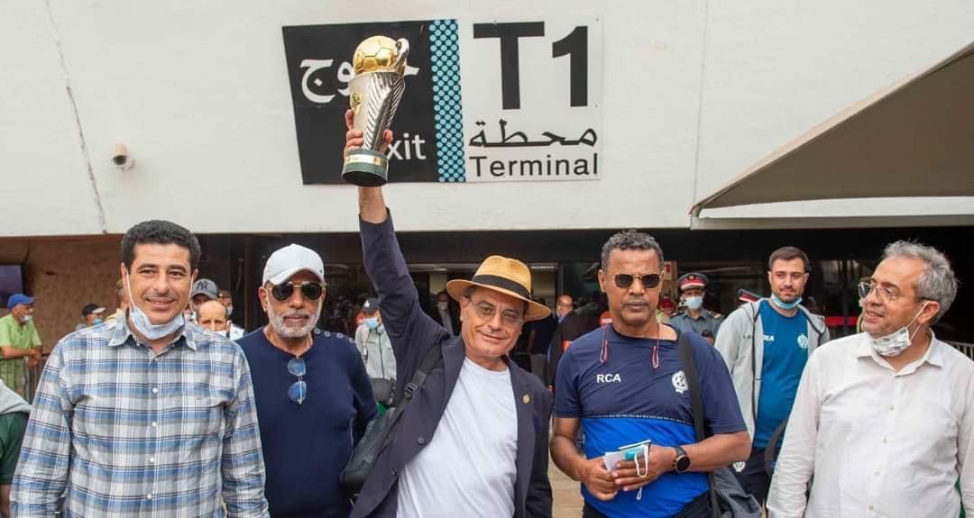 A7B45E3B-0A27-4B02-A92E-8DBF25CF0042