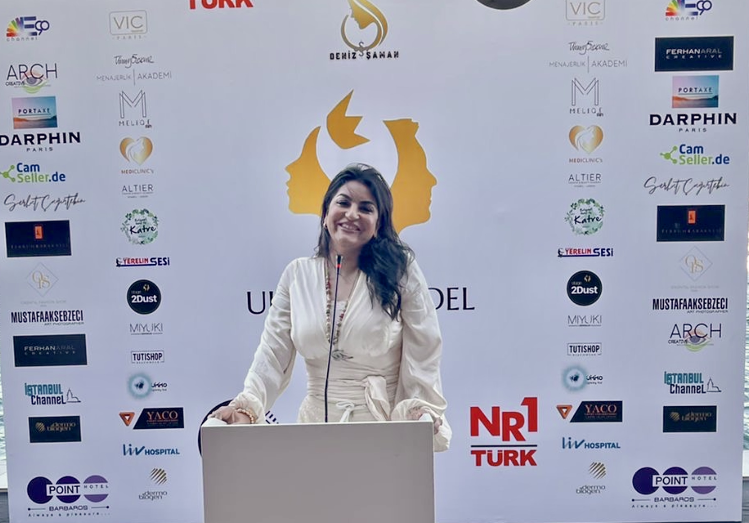 2BDCD8AC-5A5B-4BFF-B2B8-601B821E1A03