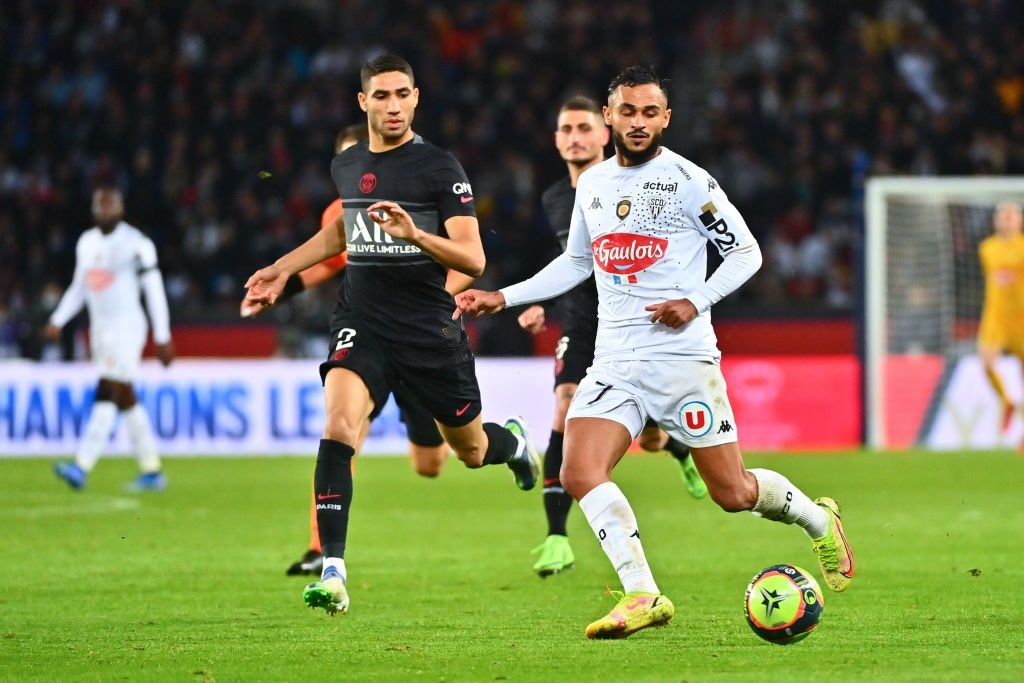 4E30B096-72D8-4D9D-ACE7-8864D32D4BFF