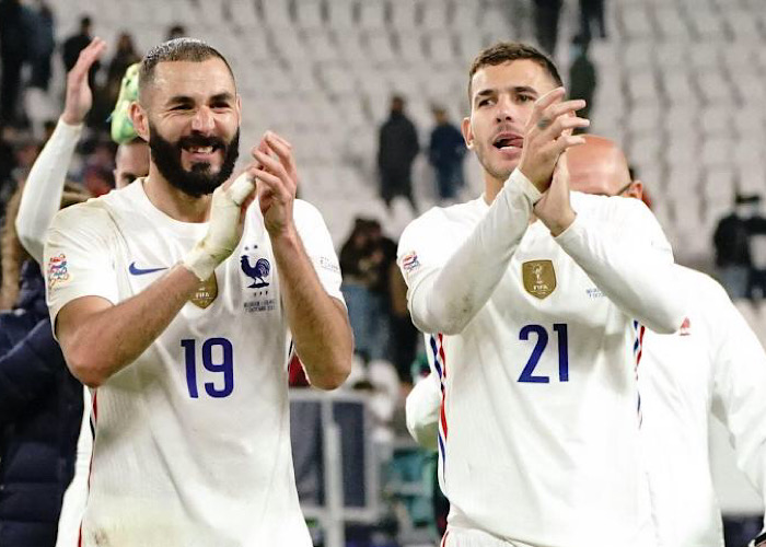 54AEF3BB-DEA4-41B6-A182-4552E9B20EDB