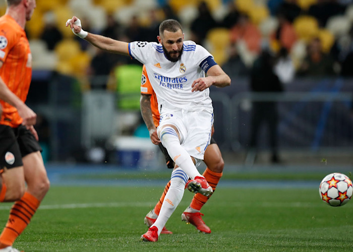 7B6596A3-5277-49B4-B792-EBDA9F265777