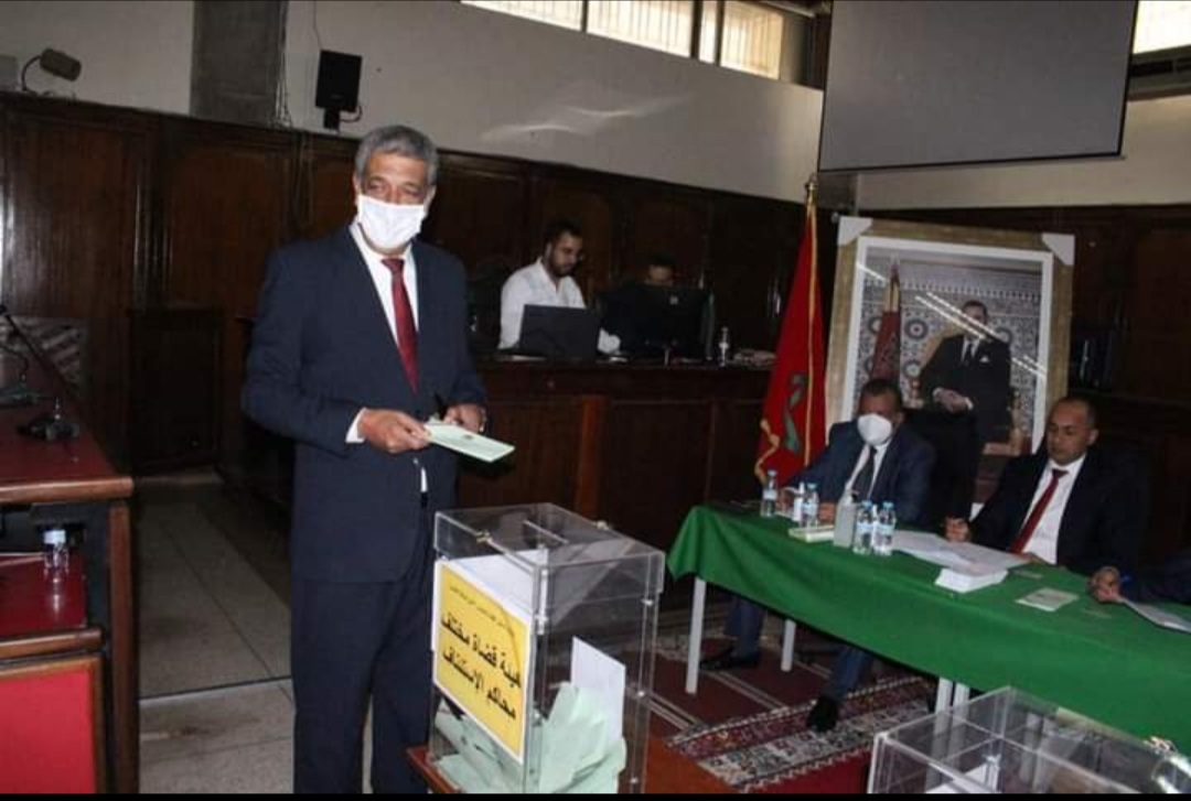 Screenshot_20211023-210751_WhatsAppBusiness