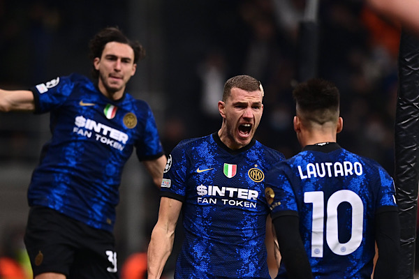 F698B898-77C7-4FCA-AE3C-03423C2FF679