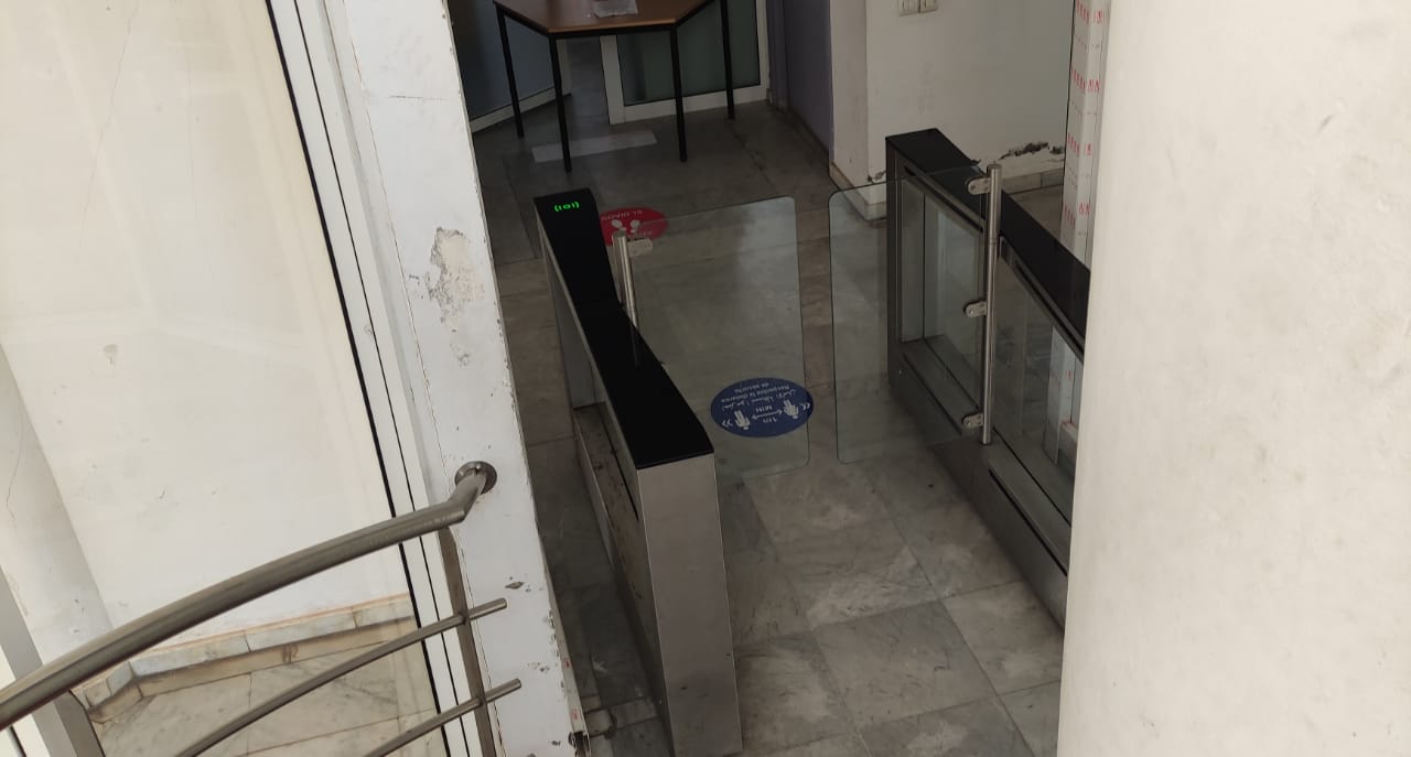 4BADF791-A962-4EF1-B6BF-5F1FD5EB8835