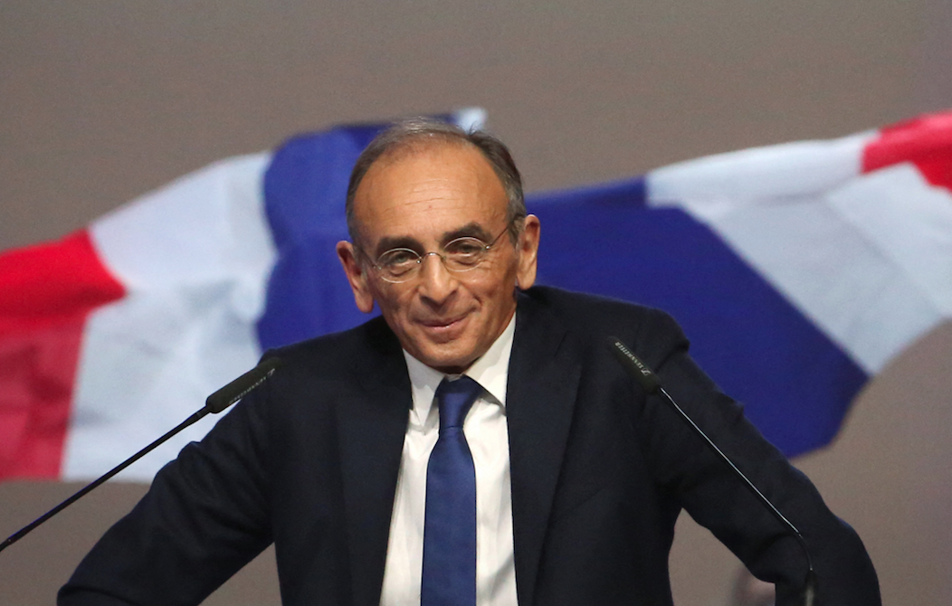 4FD8CA3F-703E-45EE-8B68-8B77F6FF84A0