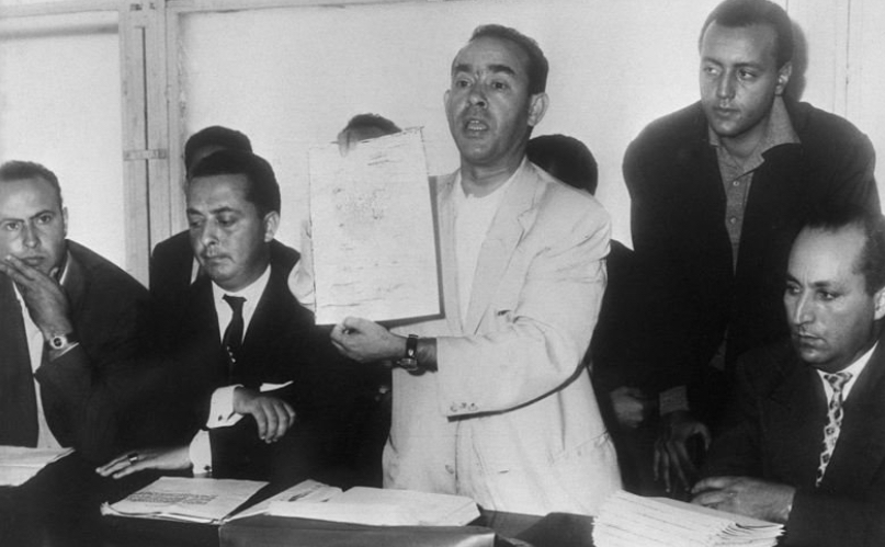 5D431776-DC28-484C-AE44-E2E068F18A5D