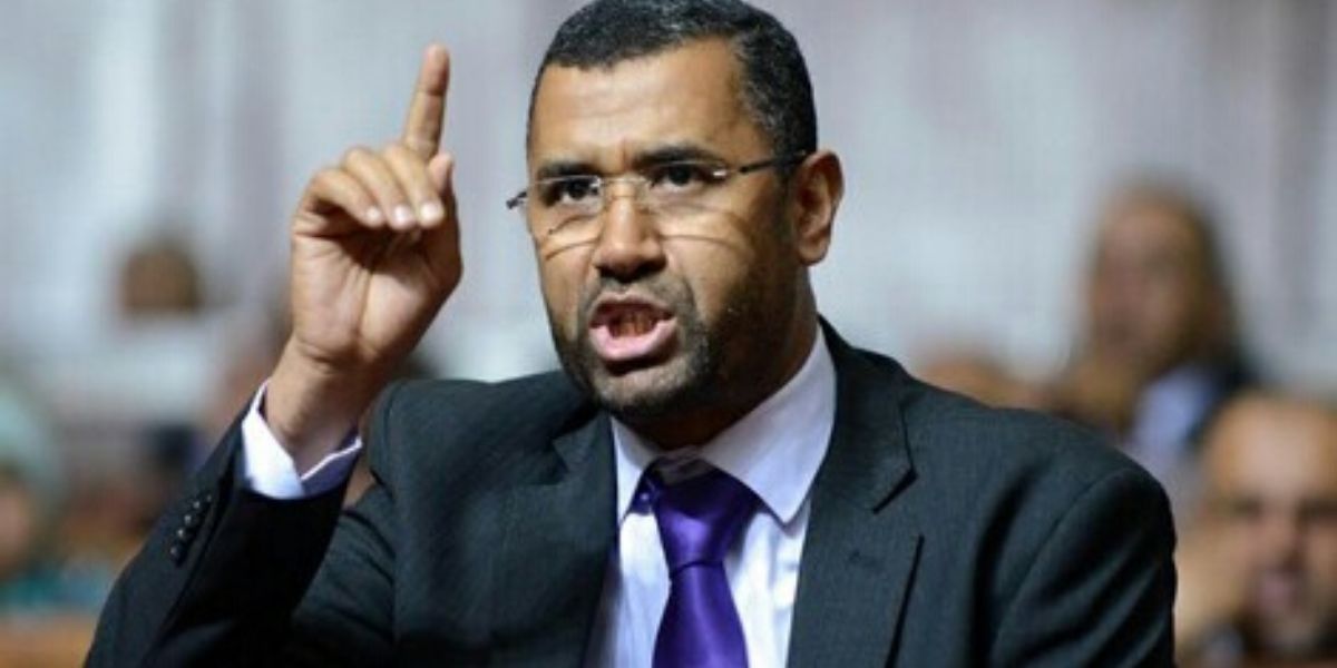 76C57F8B-850E-48D6-AFF5-3FCA5DCB10A4