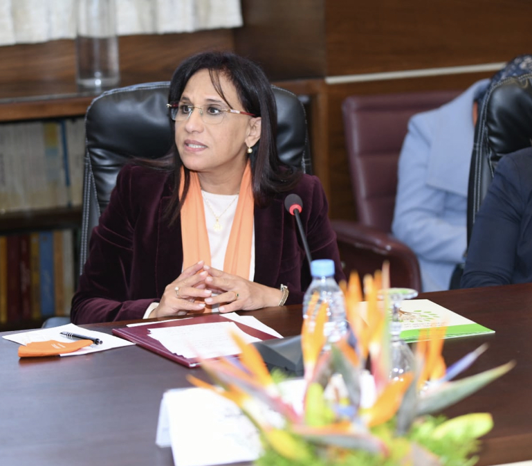 86E36DA9-F5F6-4C61-9BC3-2AC656324FFB