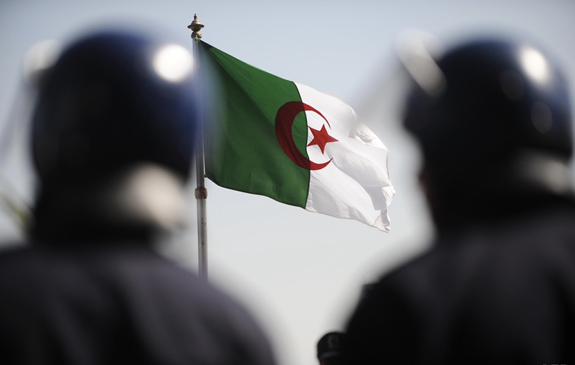 94548177-7F2E-45D4-B6BA-CFCAC651F41A