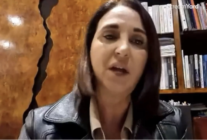 B8145744-F3B7-4B36-B693-80AEEE1F7CA0