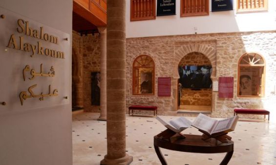 AC40F936-88A2-43D1-9AA9-35CBB8F939A1