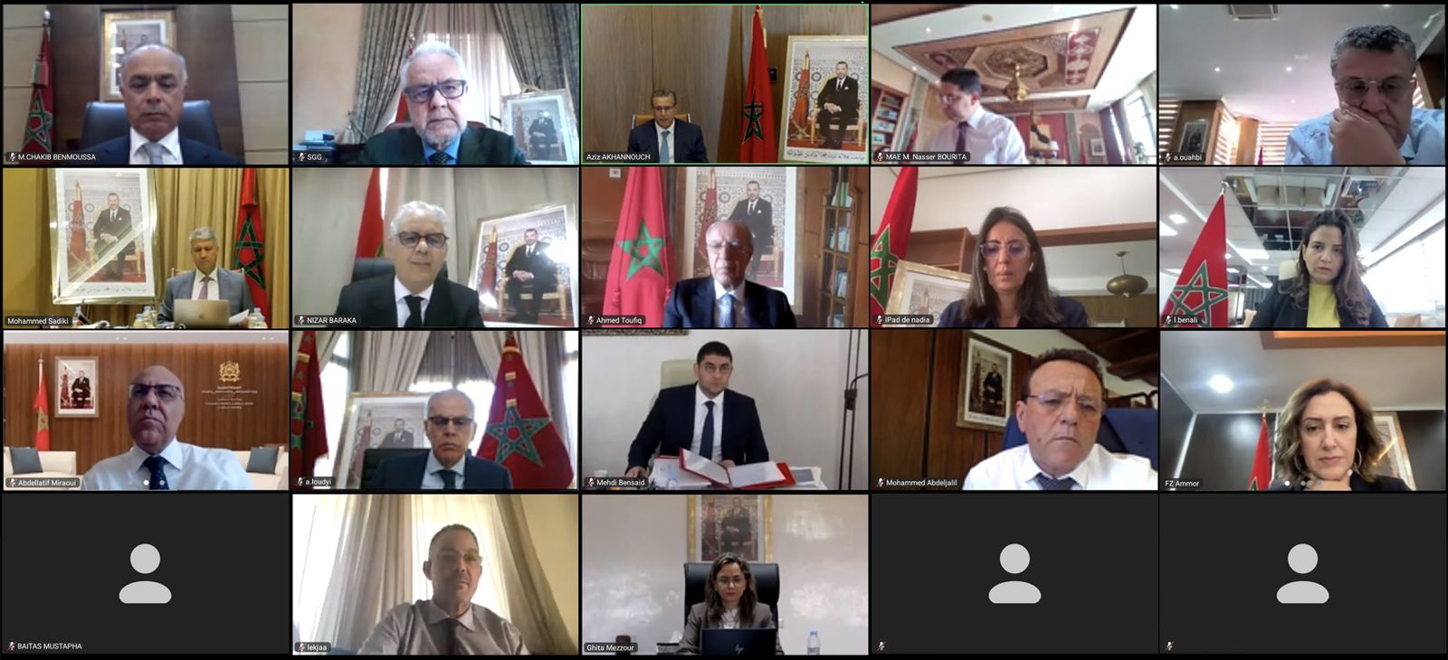 0CEE6706-FA79-4E31-BF80-E82678CF57F2