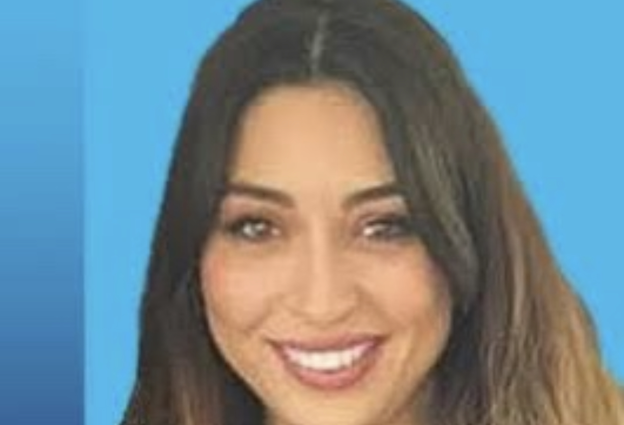 EB622899-DA1E-4DEF-AFB8-AC4DC270DAF1