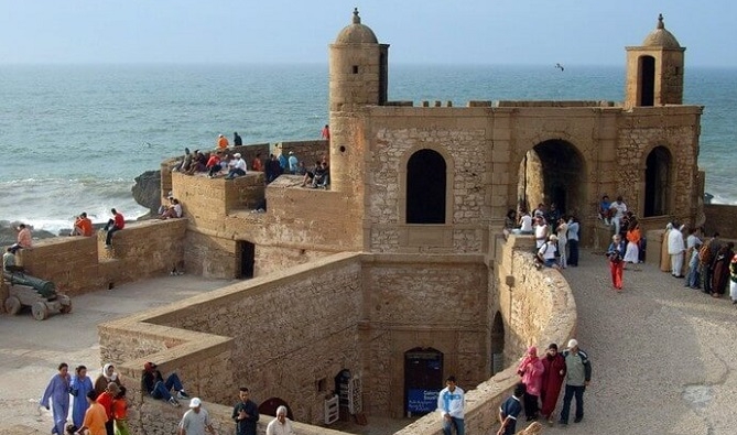 0621430E-BEB2-46BA-846C-46B6147863AD