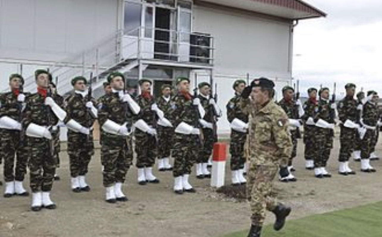 072D135B-F938-460F-B667-B84DC3B8E2B7